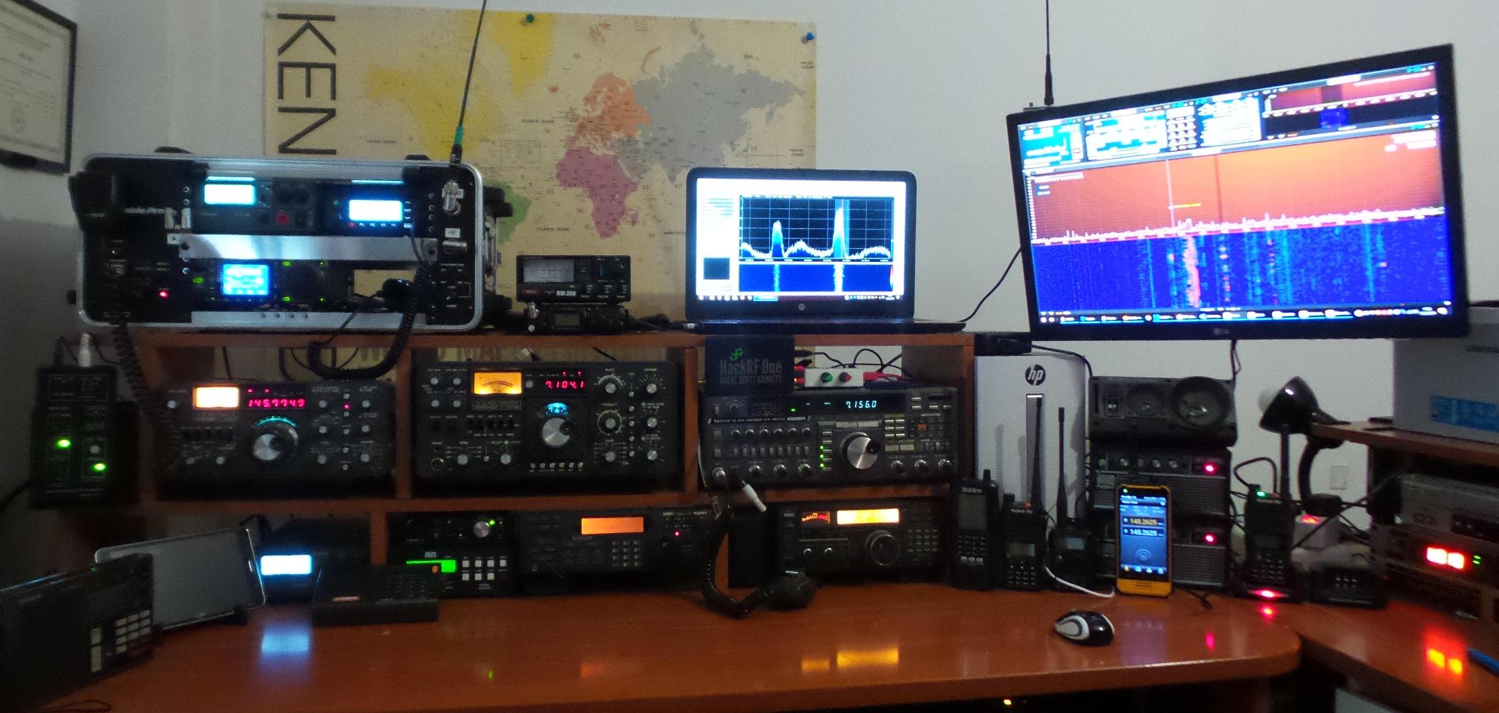 ham radio shack EC1AME Spanish Amateur Radio Station